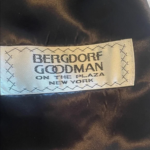 Drizzle Bergdorf Goodman Vintage Black Velvet Women's Coat - Picture 4 of 8